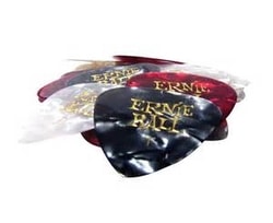 9164 Pearloid Pick Thin 0.46 mm - 24 ks